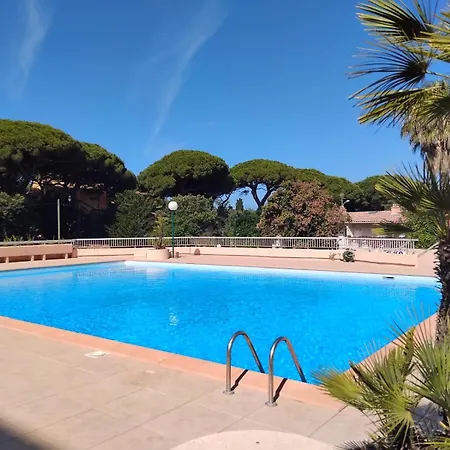 Apartment Studio Hyeres Port Avec Piscine Hyeres